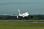 Photo of Pakistan International Airways Boeing 777-240ER AP-BGL (cn 33777/473) at Manchester Ringway Airport (MAN) on 16th September 2005