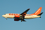 Photo of easyJet Boeing 737-73V G-EZKB (cn 32423/1433) at London Stansted Airport (STN) on 4th November 2005