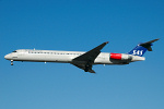 Photo of SAS Scandinavian Airlines McDonnell Douglas MD-81 LN-RMR (cn 53365/1998) at London Heathrow Airport (LHR) on 9th February 2006