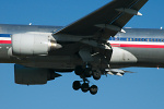 Photo of American Airlines Boeing 777-223ER N792AN (cn 30253/292) at London Heathrow Airport (LHR) on 9th February 2006