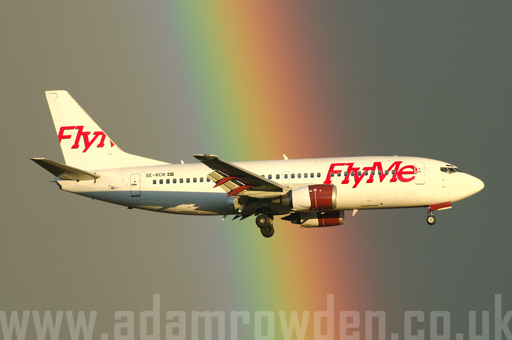 Photo of FlyMe Boeing 737-33A SE-RCR (cn 24026/1595) at London Stansted Airport (STN) on 2nd April 2006
