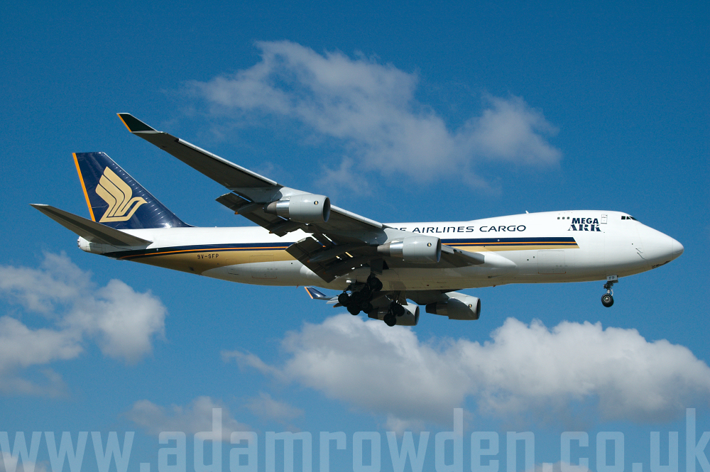 Photo of Singapore Airlines Cargo Boeing 747-412F 9V-SFP (cn 32902/1364) at London Stansted Airport (STN) on 5th April 2006