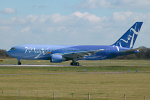 Photo of MAXjet Airways Boeing 767-205EM N260MY (cn 23057/081) at London Stansted Airport (STN) on 5th April 2006