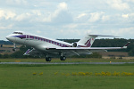 Photo of Untitled (Global Jet Austria) Bombardier BD-700 Global 5000 OE-INC (cn 9168) at London Luton Airport (LTN) on 29th August 2006