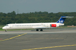 Photo of SAS Scandinavian Airlines McDonnell Douglas MD-82 LN-RLR (cn 49437/1345) at Dusseldorf International Airport (DUS) on 6th September 2006