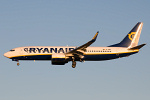 Photo of Ryanair Boeing 737-8AS(W) EI-DWV (cn 33627/2492) at Newcastle Woolsington Airport (NCL) on 3rd December 2008